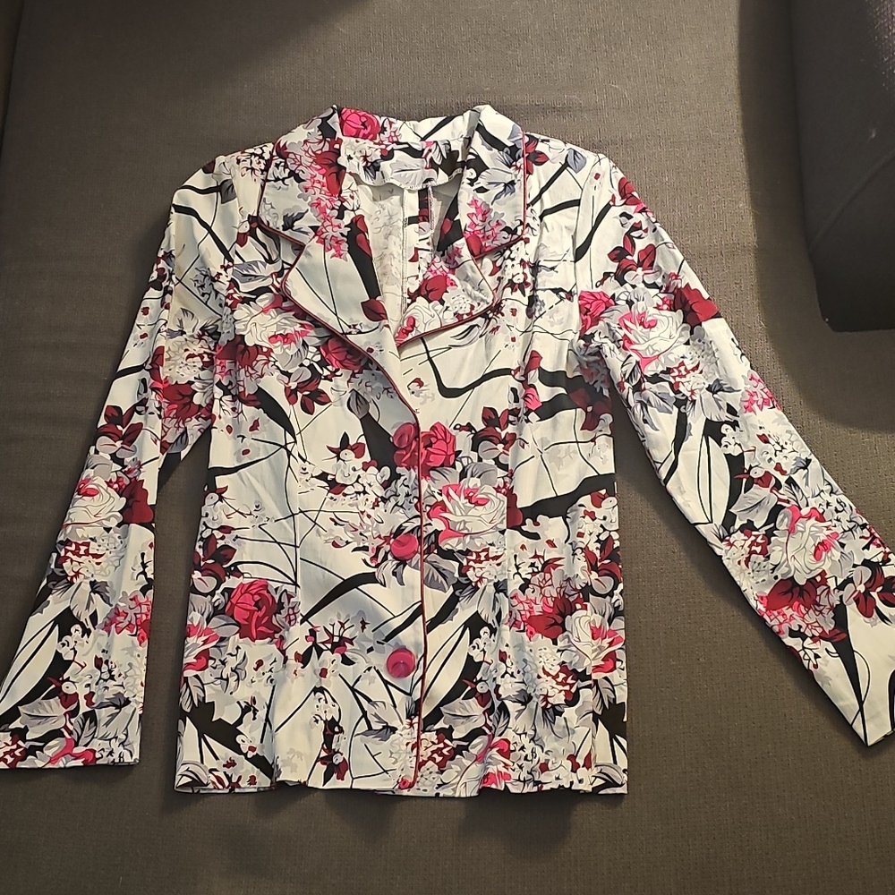 Vibrant Floral Blazer with Red and Black Accents